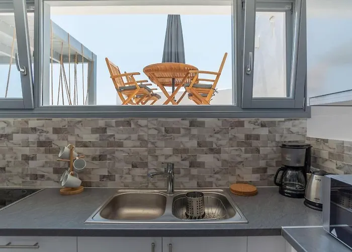 Hh Bluewater Apartamento Logaras